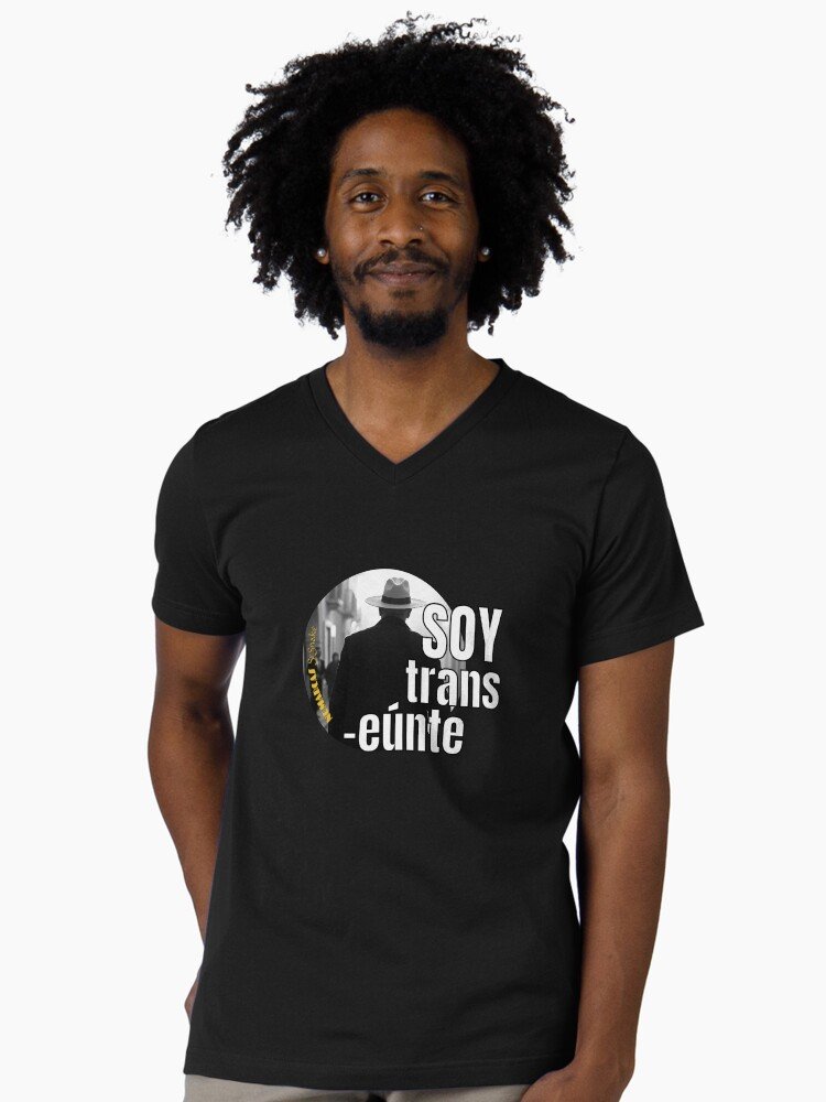 Camiseta de cuello en v | Soy transeúnte 2.0